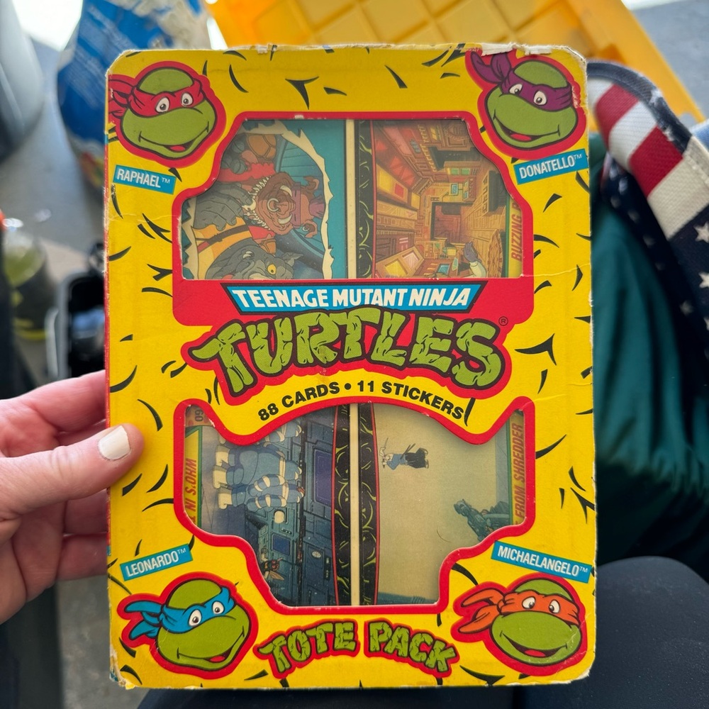 COLLECTIBLE TEENAGE MUTANT TURTLES!